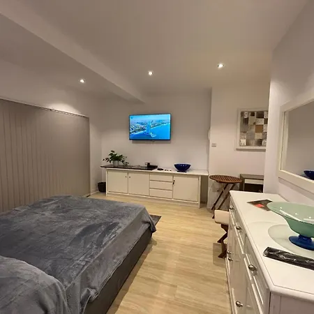 Apartment Maisonette In Center